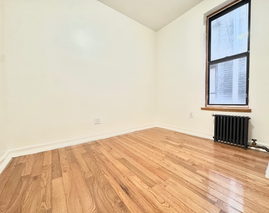 3135 Broadway - Photo Thumbnail 1