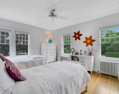 9 Ocean Avenue - Photo Thumbnail 19