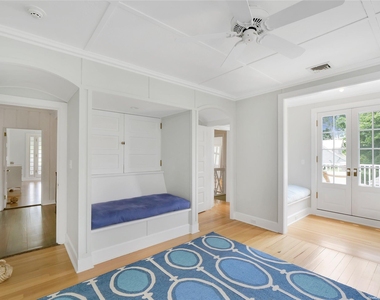 9 Ocean Avenue - Photo Thumbnail 21