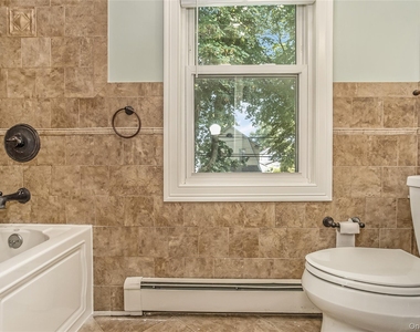 104 Sheridan Avenue - Photo Thumbnail 25