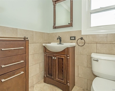 104 Sheridan Avenue - Photo Thumbnail 16