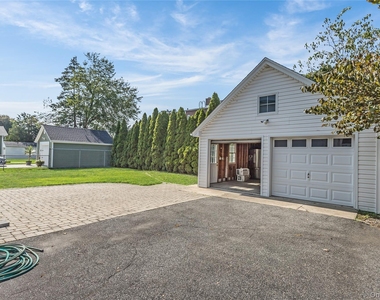 104 Sheridan Avenue - Photo Thumbnail 26