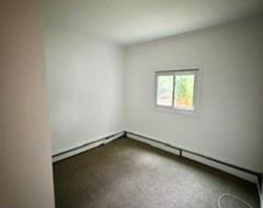 181 Orchid Drive - Photo Thumbnail 6