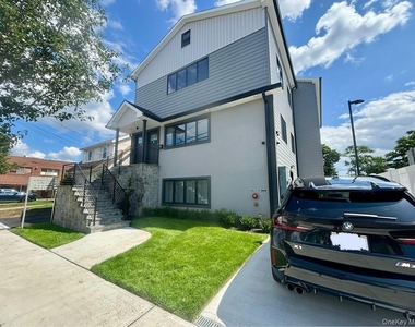 163 Harrison Avenue - Photo Thumbnail 18