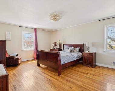 61 Arleigh Road - Photo Thumbnail 12