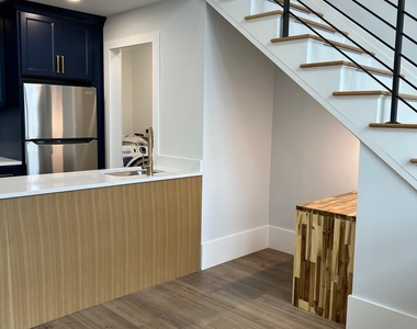 42 N Main Street - Photo Thumbnail 4
