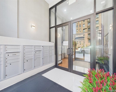 9730 64 Th Avenue - Photo Thumbnail 13