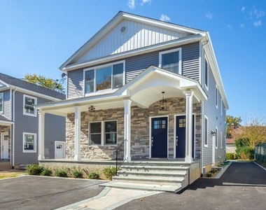 201 Nassau Boulevard - Photo Thumbnail 1