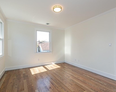 201 Nassau Boulevard - Photo Thumbnail 12