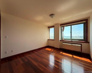 4318 Main Street - Photo Thumbnail 5
