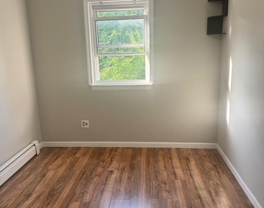 25023 88th Road - Photo Thumbnail 4