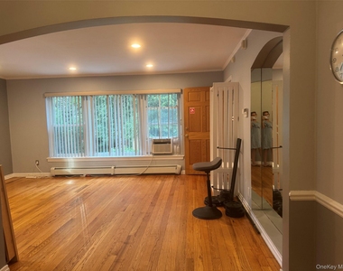 18 Linden Street - Photo Thumbnail 1