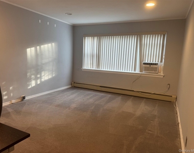 18 Linden Street - Photo Thumbnail 5