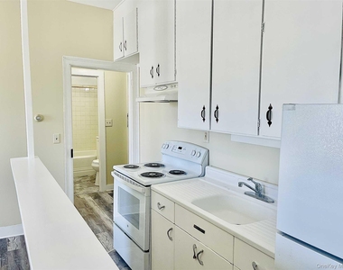 1612 Main Street - Photo Thumbnail 19