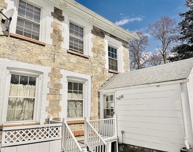 1612 Main Street - Photo Thumbnail 8