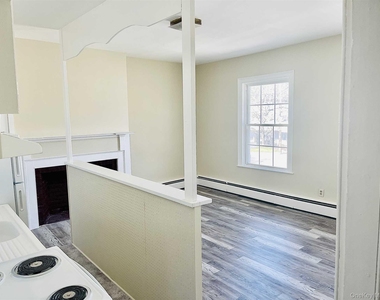 1612 Main Street - Photo Thumbnail 15