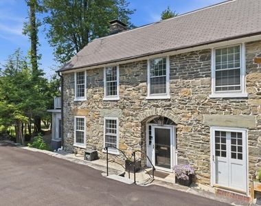51 Adriance Avenue - Photo Thumbnail 19