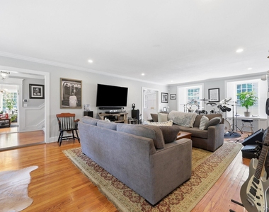 51 Adriance Avenue - Photo Thumbnail 6