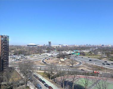 61-20 Grand Central Parkway - Photo Thumbnail 10