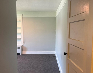 610 Tower Avenue - Photo Thumbnail 18