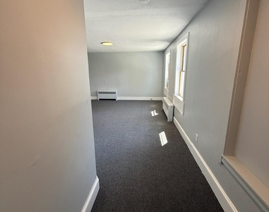 610 Tower Avenue - Photo Thumbnail 7