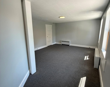 610 Tower Avenue - Photo Thumbnail 8