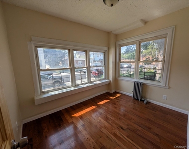205-11 110th Avenue - Photo Thumbnail 2