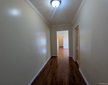 205-11 110th Avenue - Photo Thumbnail 6