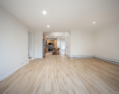 14 Deane Place - Photo Thumbnail 18