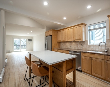 14 Deane Place - Photo Thumbnail 11