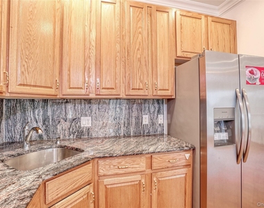 80 Alexander Court - Photo Thumbnail 14