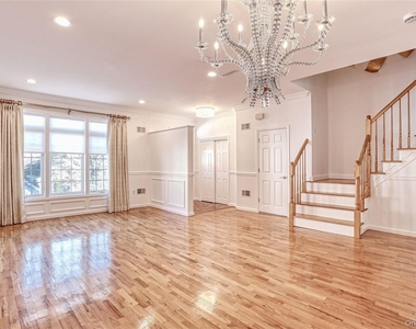 80 Alexander Court - Photo Thumbnail 5