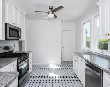 1510 Park Avenue - Photo Thumbnail 10