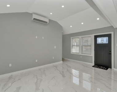 25 Miller Street - Photo Thumbnail 1