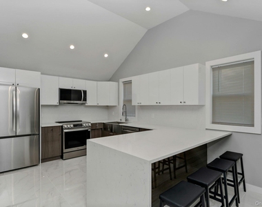25 Miller Street - Photo Thumbnail 6