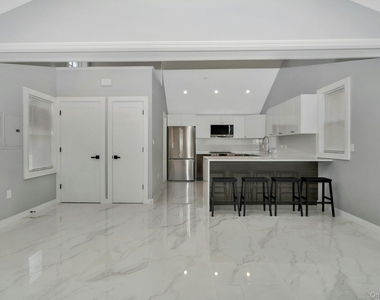 25 Miller Street - Photo Thumbnail 5