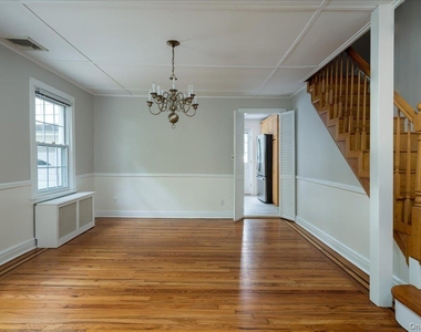 32 Chester Avenue - Photo Thumbnail 5
