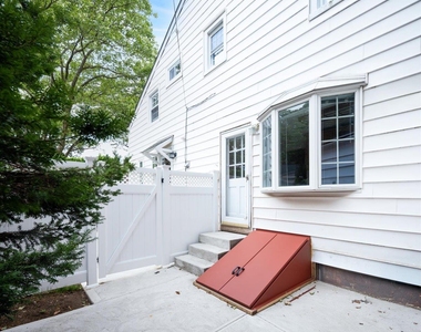 32 Chester Avenue - Photo Thumbnail 20