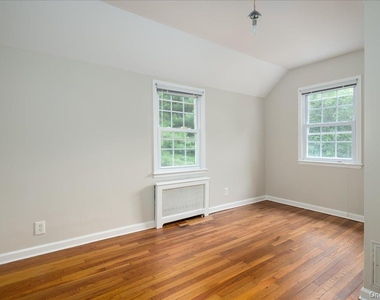 32 Chester Avenue - Photo Thumbnail 16