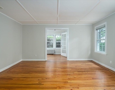 32 Chester Avenue - Photo Thumbnail 6
