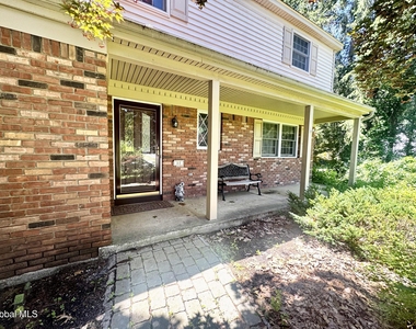 11 Hearthside Drive - Photo Thumbnail 2