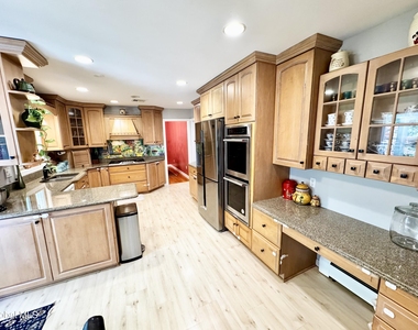 11 Hearthside Drive - Photo Thumbnail 19