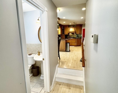 11 Hearthside Drive - Photo Thumbnail 31