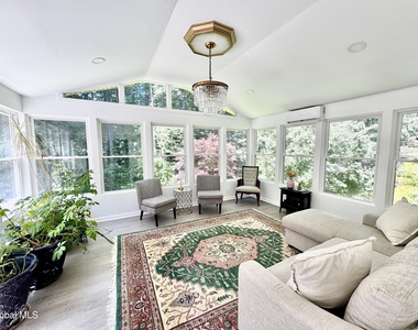 11 Hearthside Drive - Photo Thumbnail 21