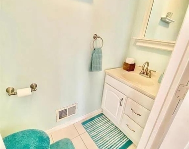 790 Harbortown Boulevard - Photo Thumbnail 9