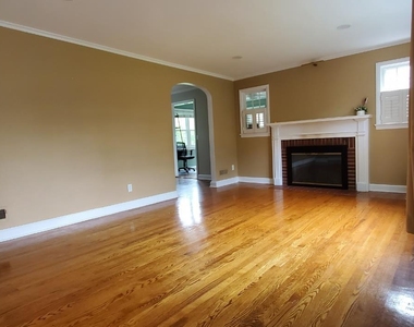 315 Clifton Street - Photo Thumbnail 6