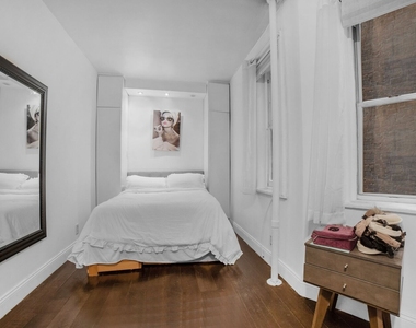 317 E 73rd Street - Photo Thumbnail 3