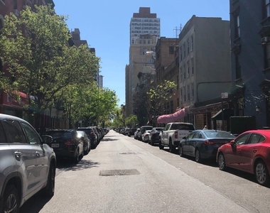 330 E 76th Street - Photo Thumbnail 12