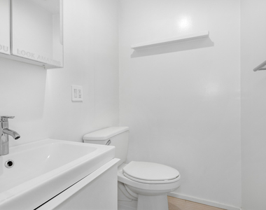248 Bainbridge Street - Photo Thumbnail 3