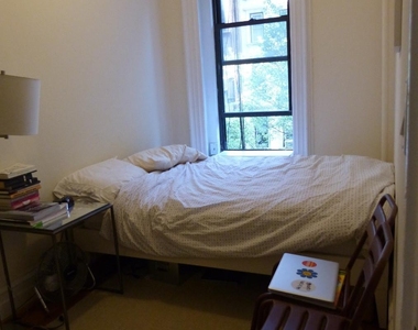 110 E 61st Street - Photo Thumbnail 1